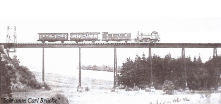 Auritzgrundbrcke mit Zug und dem markanten Wartungswagen.